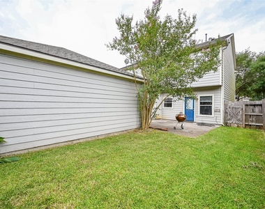 23850 Pebworth Place - Photo Thumbnail 16