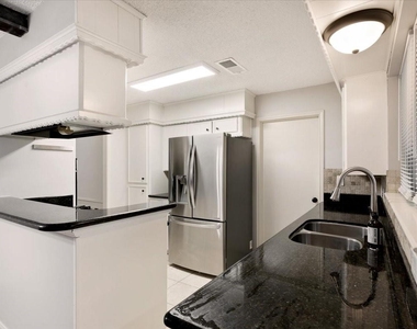 3313 Churchill Street - Photo Thumbnail 8