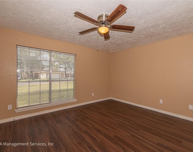 12834 Timothy Drive - Photo Thumbnail 12