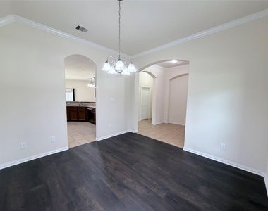 18115 Serene Shore Drive - Photo Thumbnail 3