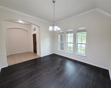 18115 Serene Shore Drive - Photo Thumbnail 4