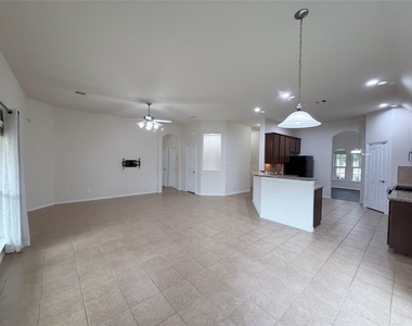 18115 Serene Shore Drive - Photo Thumbnail 7