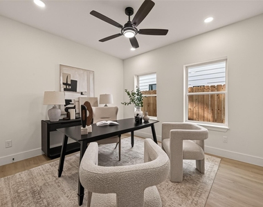 1105 Wilson St - Photo Thumbnail 12