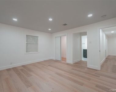 7942 Hammerly Boulevard - Photo Thumbnail 15