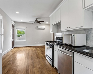 1638 Harvard Street - Photo Thumbnail 1