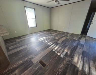 24328 Creekwood - Photo Thumbnail 5