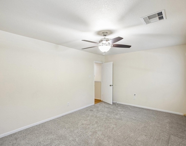 21127 Fox Orchard Court - Photo Thumbnail 25