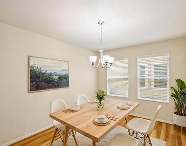 21127 Fox Orchard Court - Photo Thumbnail 8