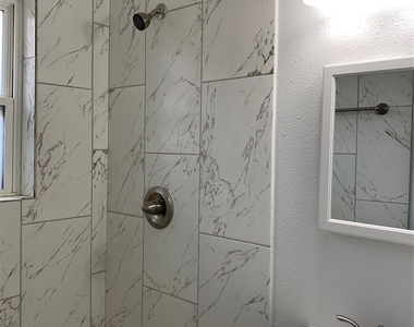 2303 Blodgett Street - Photo Thumbnail 7