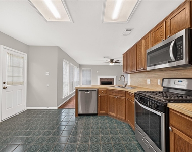 1606 Misty Fawn Lane - Photo Thumbnail 18