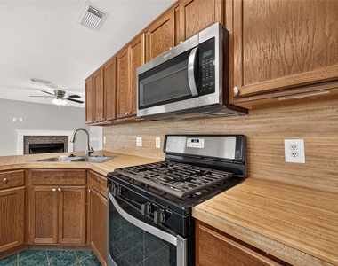 1606 Misty Fawn Lane - Photo Thumbnail 19
