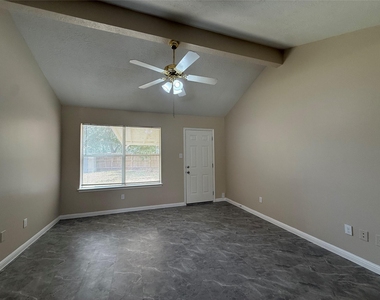 16400 Many Trees Lane - Photo Thumbnail 11