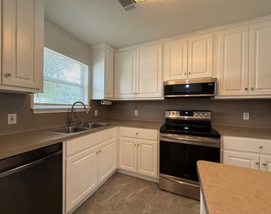 16400 Many Trees Lane - Photo Thumbnail 9