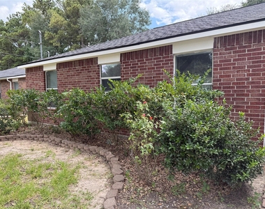 16400 Many Trees Lane - Photo Thumbnail 4