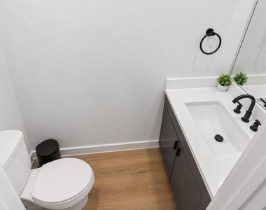 6742 Peerless Street - Photo Thumbnail 13