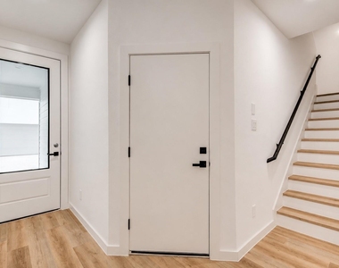 6742 Peerless Street - Photo Thumbnail 1