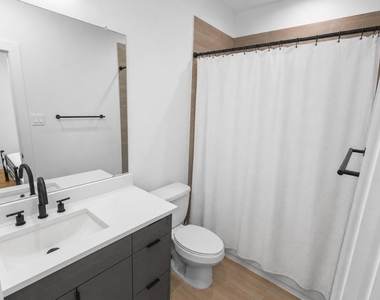 6742 Peerless Street - Photo Thumbnail 4