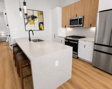 6742 Peerless Street - Photo Thumbnail 11
