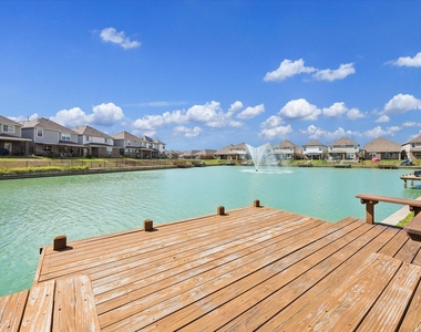 3811 W Alessano Lane - Photo Thumbnail 1