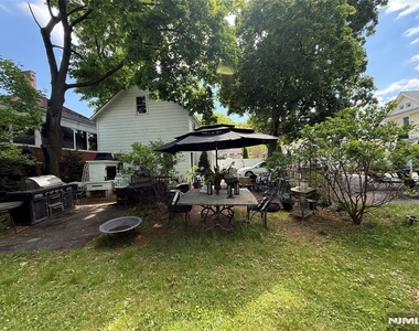 76 Elm - Photo Thumbnail 21