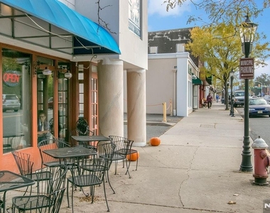 76 Elm - Photo Thumbnail 23