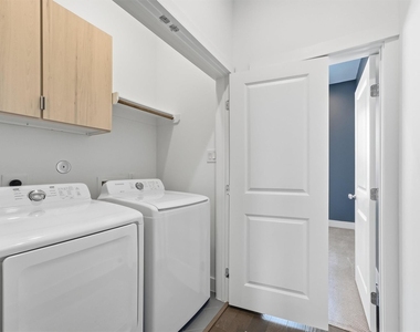 590 Janisch Road - Photo Thumbnail 16