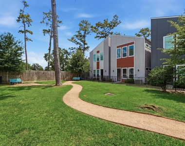 590 Janisch Road - Photo Thumbnail 22