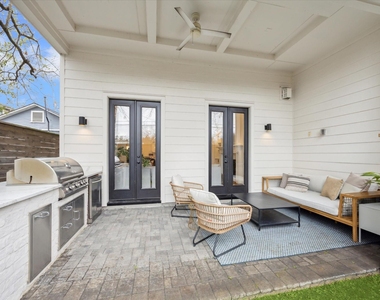 110 E 26th Street - Photo Thumbnail 28