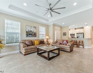 8257 Lucello Terrace W - Photo Thumbnail 4