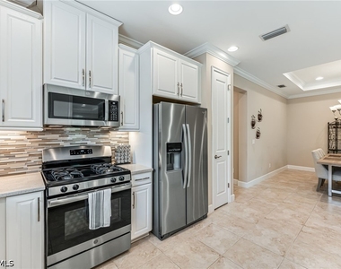 8257 Lucello Terrace W - Photo Thumbnail 9