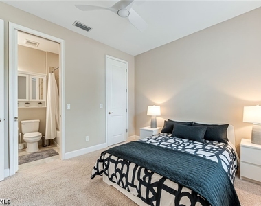 8257 Lucello Terrace W - Photo Thumbnail 17