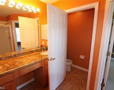 1056 Hampton Circle - Photo Thumbnail 16