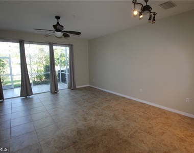 1056 Hampton Circle - Photo Thumbnail 3