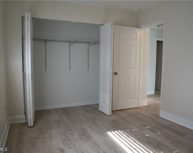 735 98th Avenue N - Photo Thumbnail 12