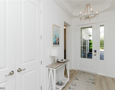 5959 Sunningdale Street - Photo Thumbnail 8