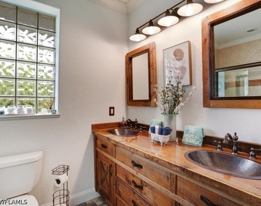 783 92nd Avenue N - Photo Thumbnail 20