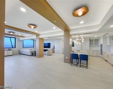 4005 Gulf Shore Boulevard N - Photo Thumbnail 21