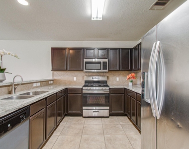 23714 Legacy Oak Street - Photo Thumbnail 10