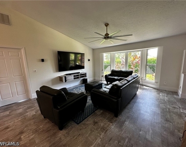 108 Templewood Court - Photo Thumbnail 24