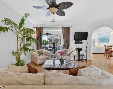1954 Terrazzo Lane - Photo Thumbnail 11