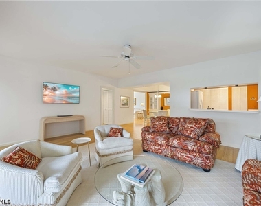 4251 Lake Forest Drive - Photo Thumbnail 9