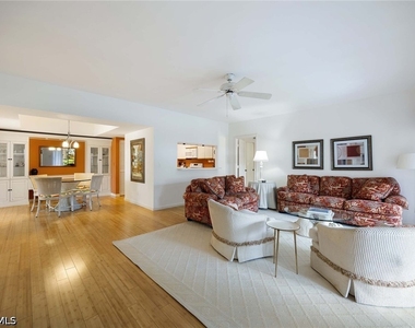 4251 Lake Forest Drive - Photo Thumbnail 8