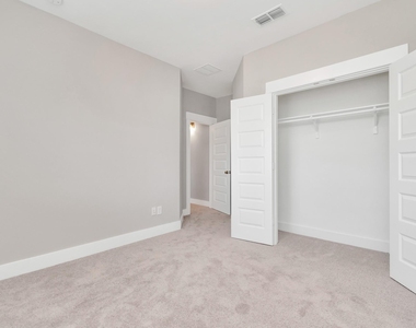 2715 Katri Way - Photo Thumbnail 28