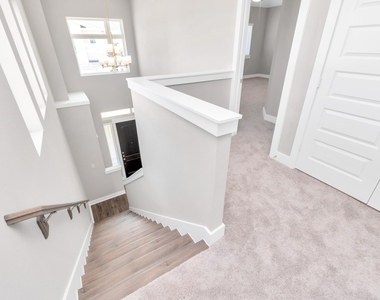 2715 Katri Way - Photo Thumbnail 17
