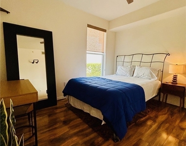 1280 Henley Street - Photo Thumbnail 7