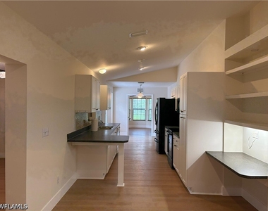 3260 72nd Avenue Ne - Photo Thumbnail 8