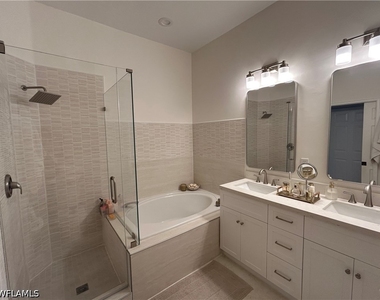 6703 Old Banyan Way - Photo Thumbnail 15