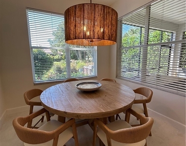 6703 Old Banyan Way - Photo Thumbnail 9