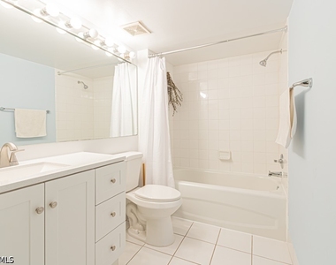 1230 Wildwood Lakes Boulevard - Photo Thumbnail 20