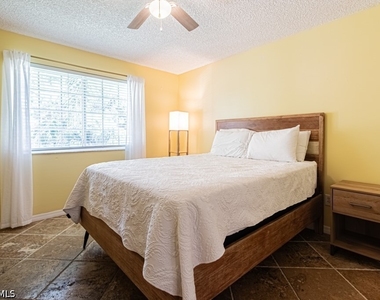 1230 Wildwood Lakes Boulevard - Photo Thumbnail 14